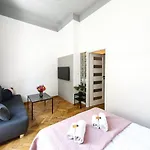 Classic Pilsudskiego Street Apartamento Cracovia