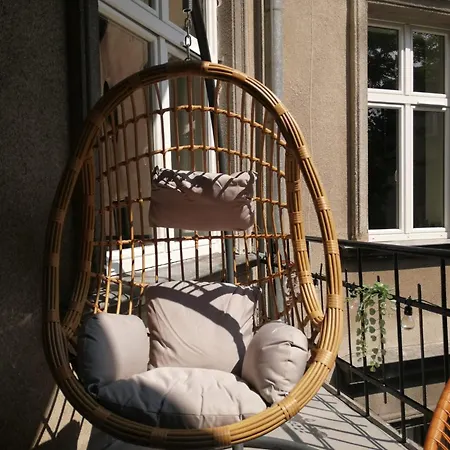 Classic Pilsudskiego Street Apartment *