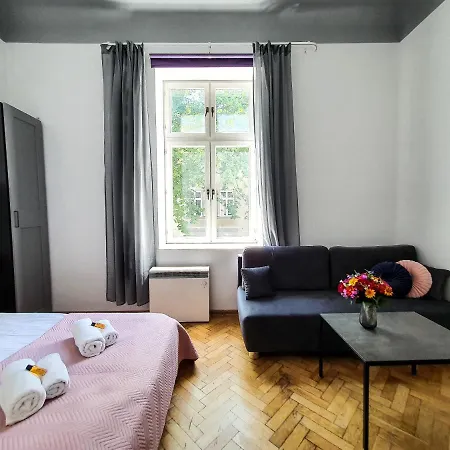 Classic Pilsudskiego Street アパート *