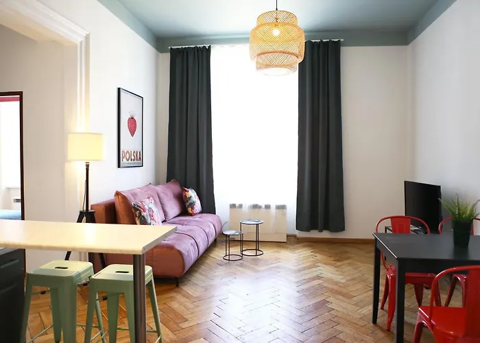 Classic Pilsudskiego Street *