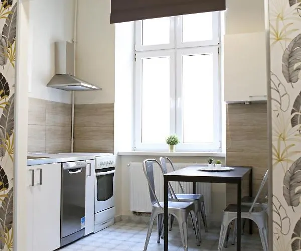 Classic Pilsudskiego Street 크라쿠프